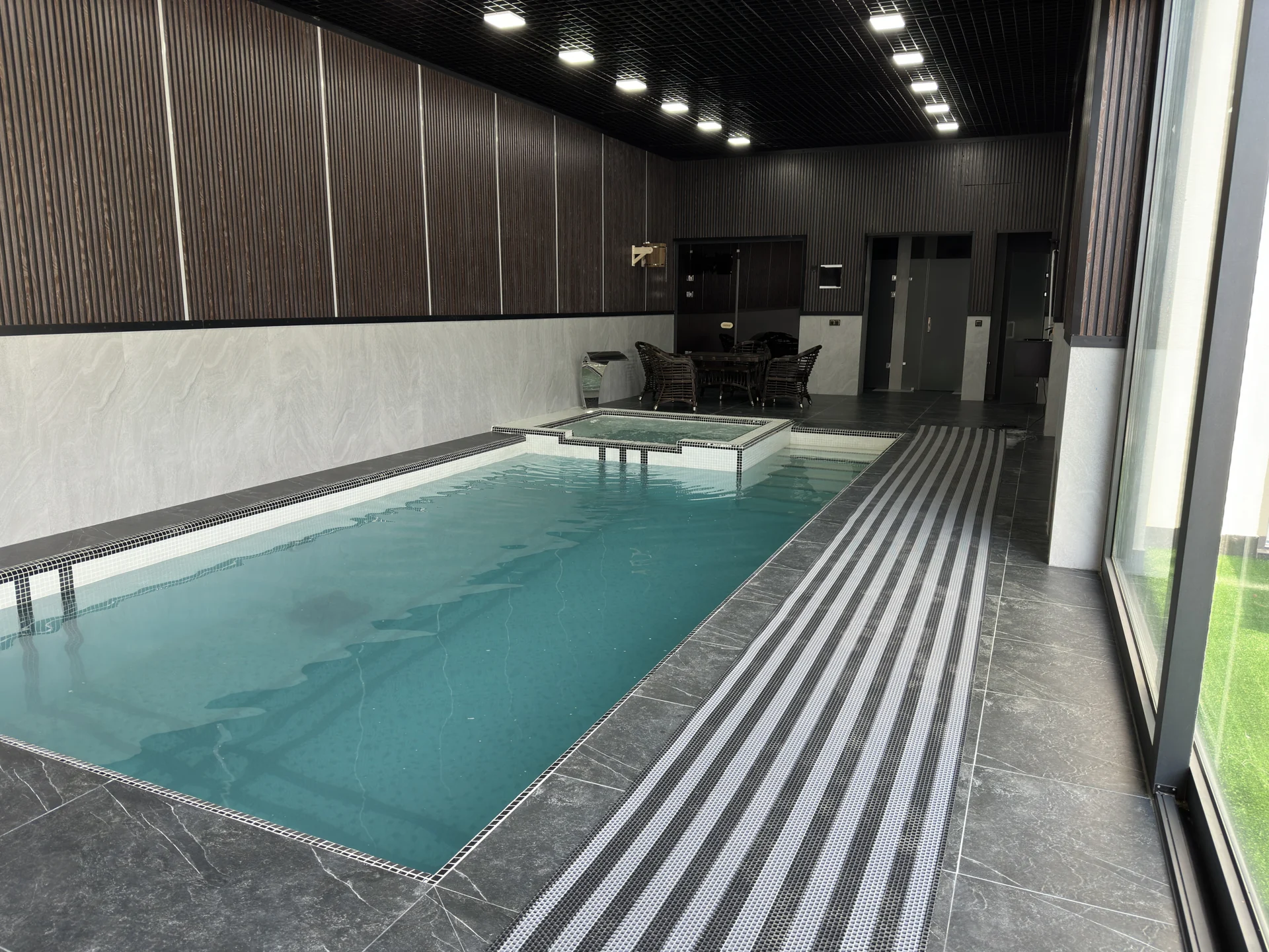 TROYA BLUE - 2
